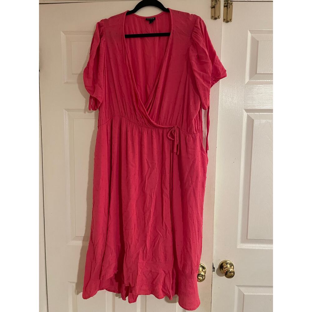 Torrid short sleeve pink wrap dress size 3X